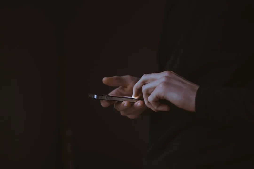 smartphone phone call