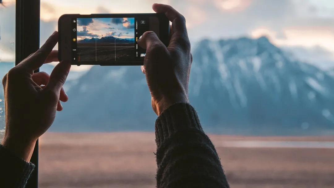 smartphone cloud photos